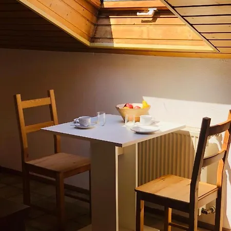 Hecker Apartment *